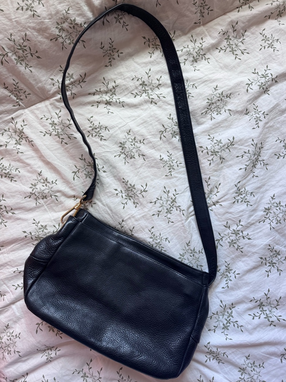 Stone Mountain Black Leather Crossbody Bag with Adjustable Strap